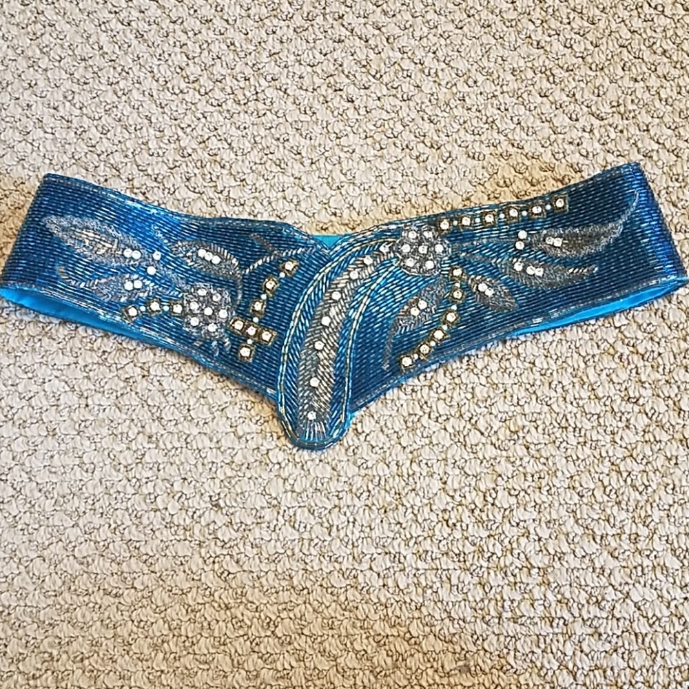 EUC Beautiful hand beaded teal belt